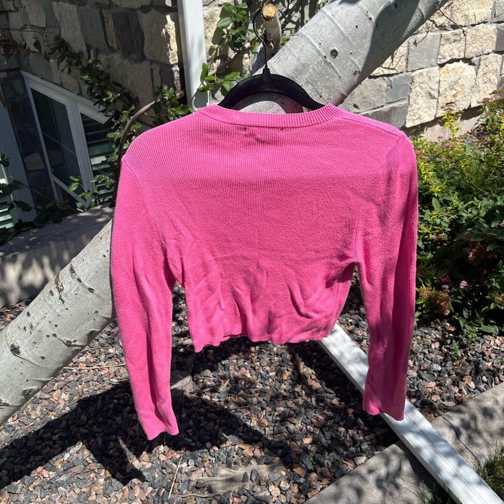 Pink sweater - Picture 2 of 3